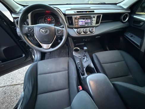 Used 2014 Toyota RAV4 LE image 11