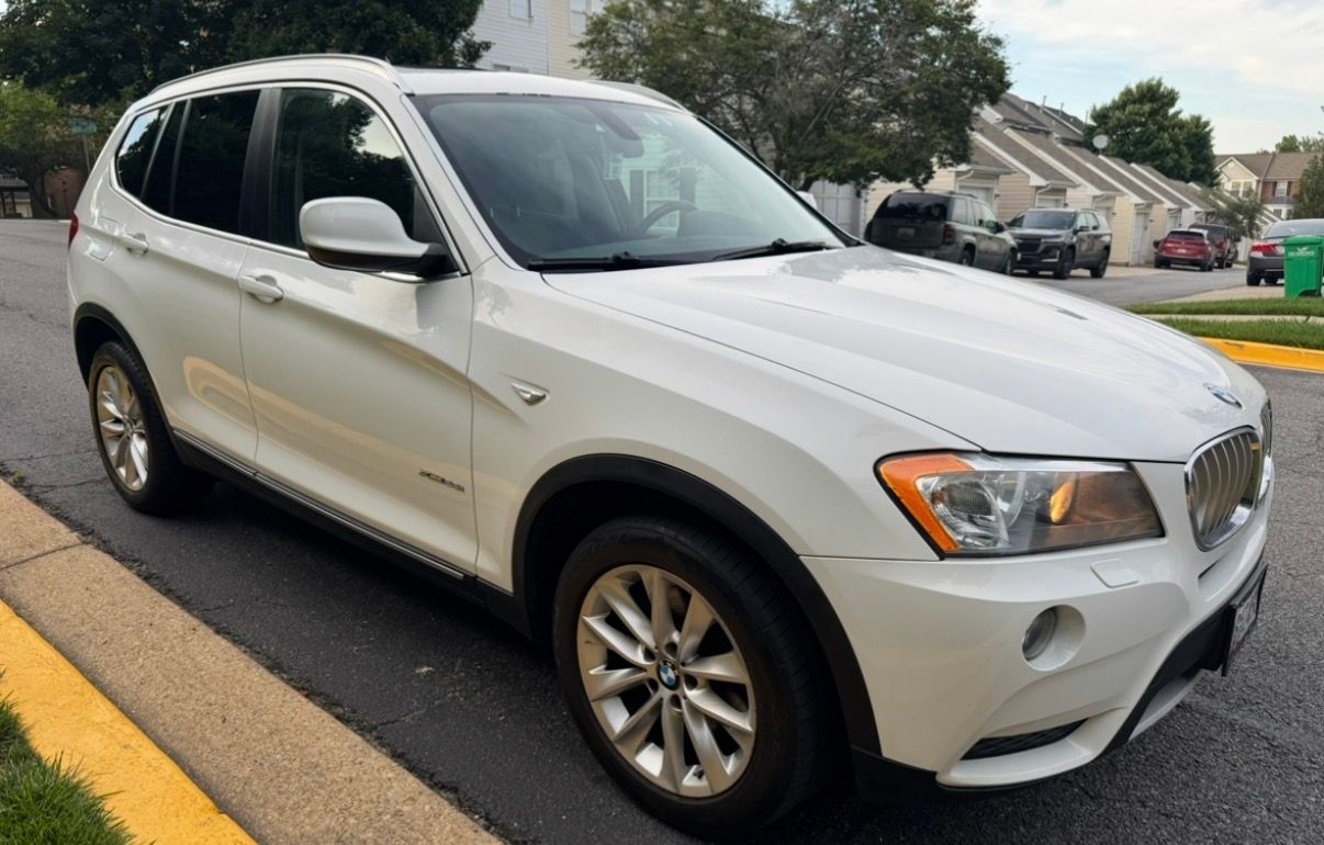 Used 2014 BMW X3 xDrive28i AWD/4WD image 13
