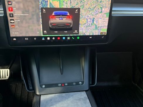 Used 2022 Tesla Model X Plaid AWD/4WD image 17