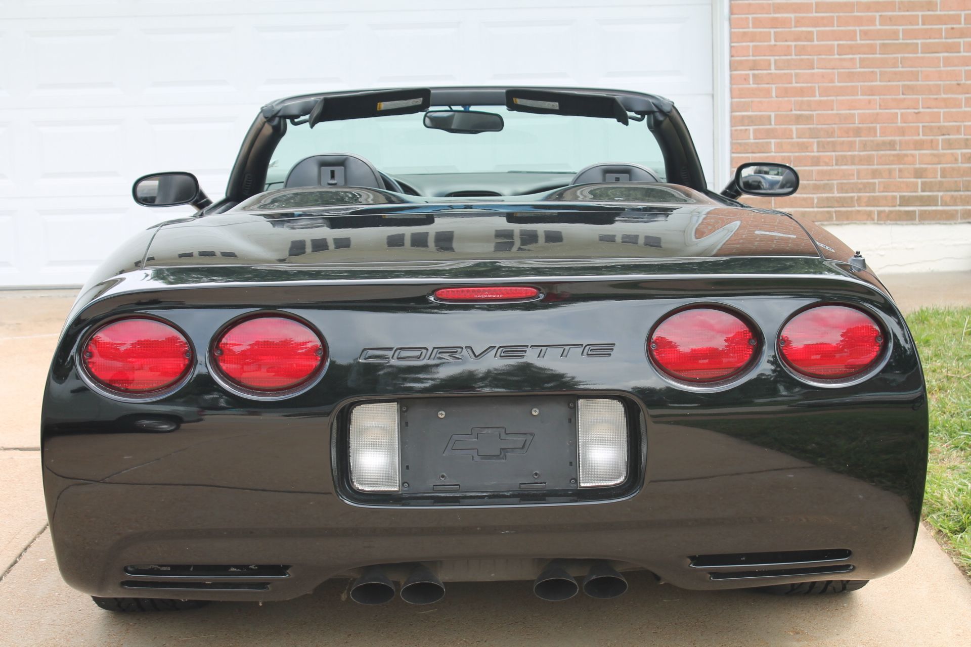 Used 2000 Chevrolet Corvette Convertible w/ Memory Pkg RWD image 5
