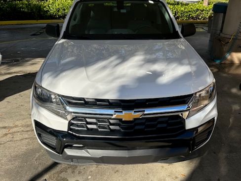 Used 2022 Chevrolet Colorado W/T image 12