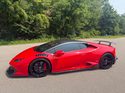 Used 2015 Lamborghini Huracan LP 610-4 AWD/4WD image 4