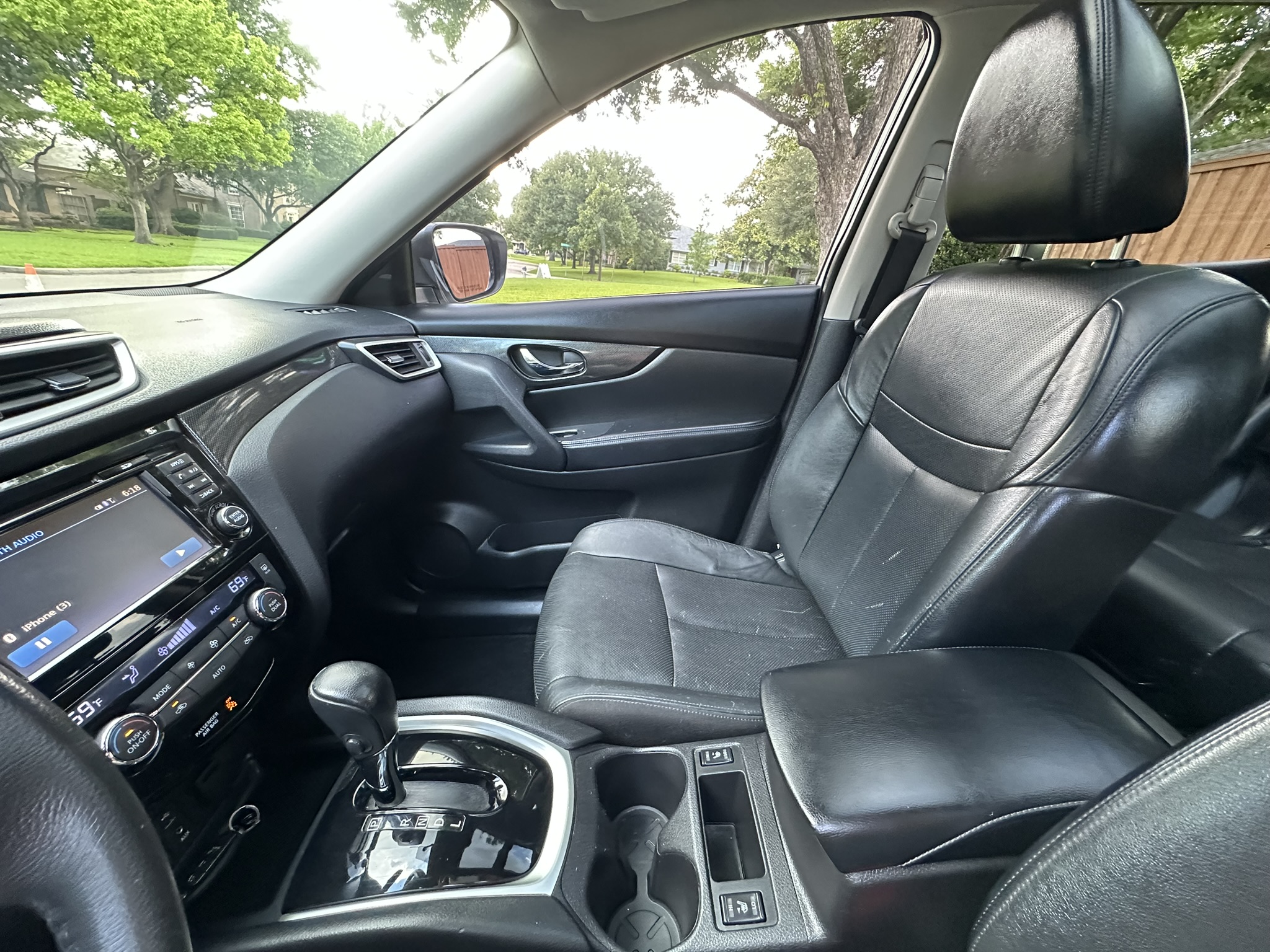 Used 2014 Nissan Rogue SL w/ SL Premium Package FWD image 8