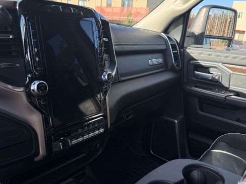 Used 2023 RAM 3500 Laramie AWD/4WD image 15