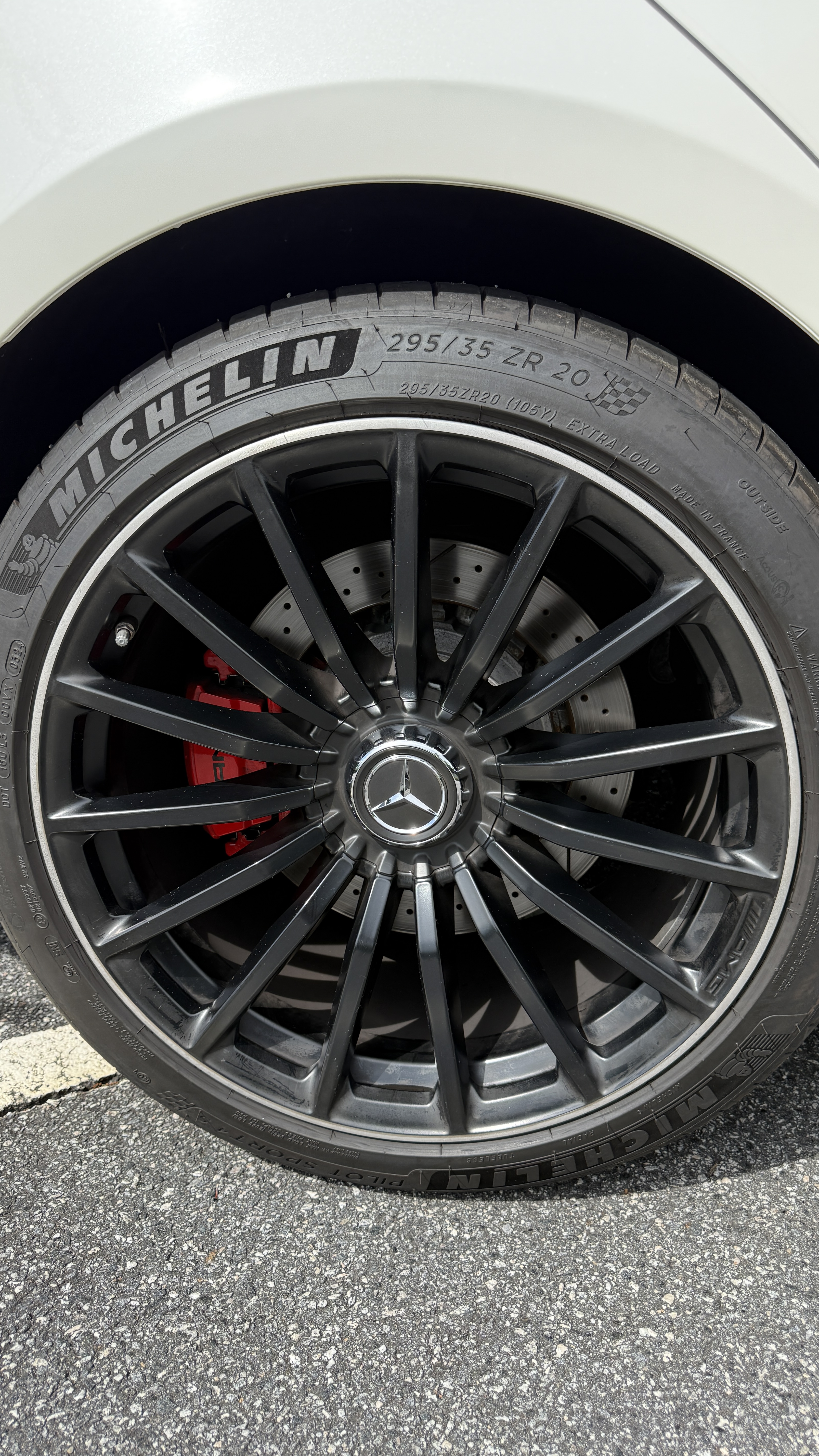 Used 2019 Mercedes-Benz AMG GT 63 image 25
