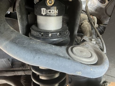 Used 2019 Toyota Tacoma TRD Off-Road image 9