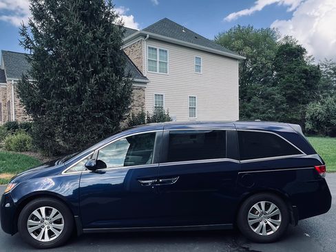 Used 2016 Honda Odyssey EX-L image 5