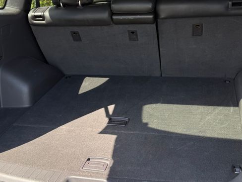 Used 2012 Hyundai Santa Fe Limited w/ Navigation Pkg 4 image 12