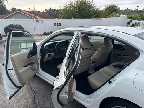 Used 2013 Honda Accord EX-L image 4