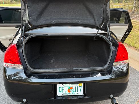 Used 2007 Chevrolet Impala LTZ image 12