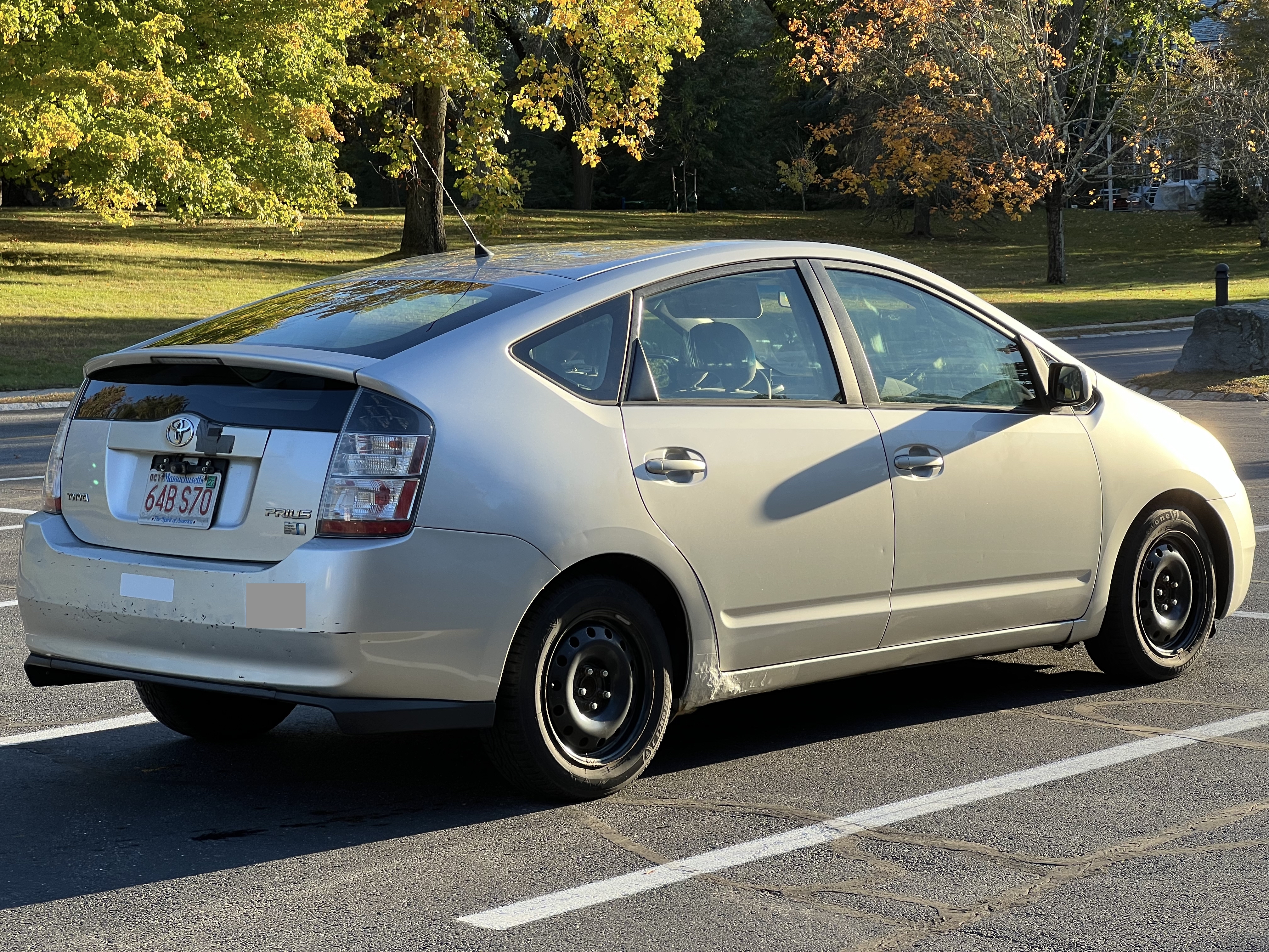 Used 2004 Toyota Prius FWD image 6