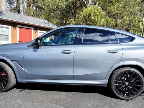 Used 2025 BMW X6 M60i image 2