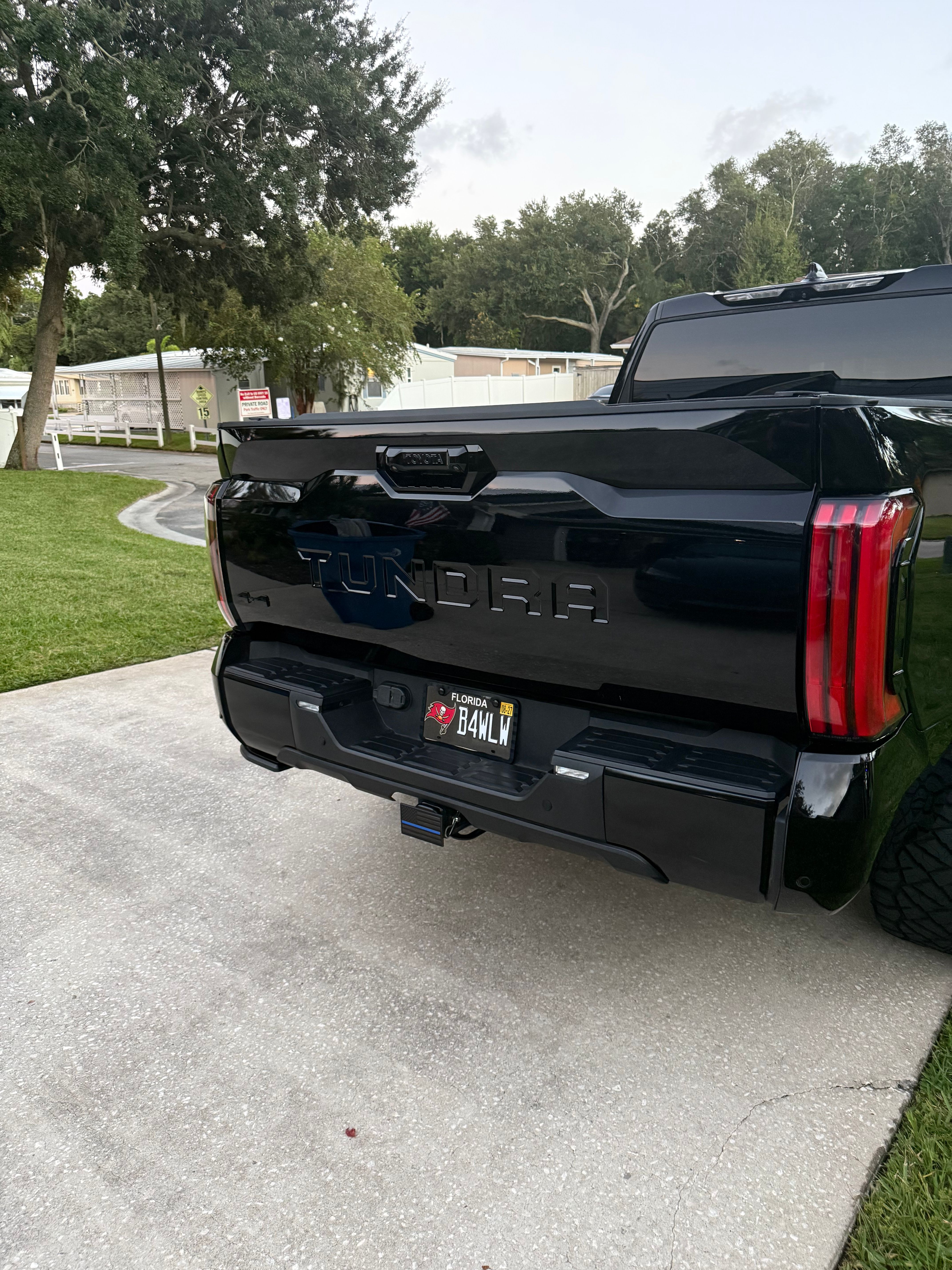Used 2023 Toyota Tundra Platinum AWD/4WD image 26