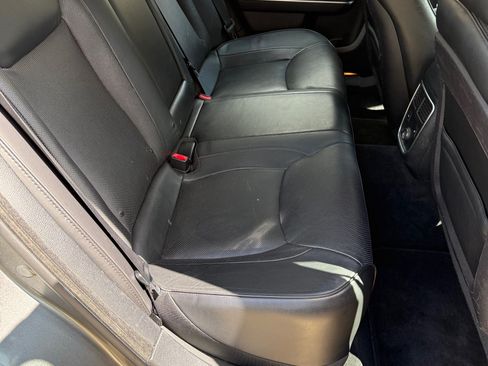 Used 2012 Chrysler 300 C w/ 19-Premium Speaker Group image 15