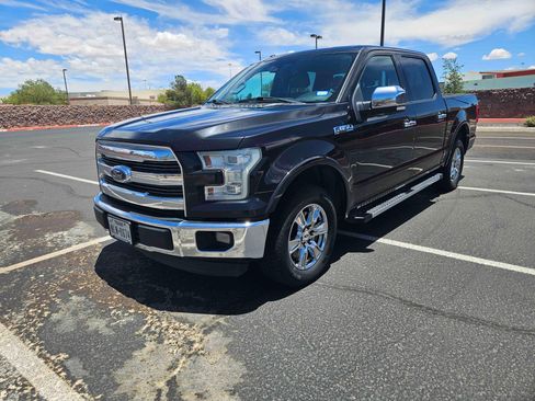 Used 2015 Ford F150 Lariat w/ Equipment Group 502A Luxury image 11