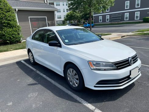 Used 2016 Volkswagen Jetta S FWD image 1