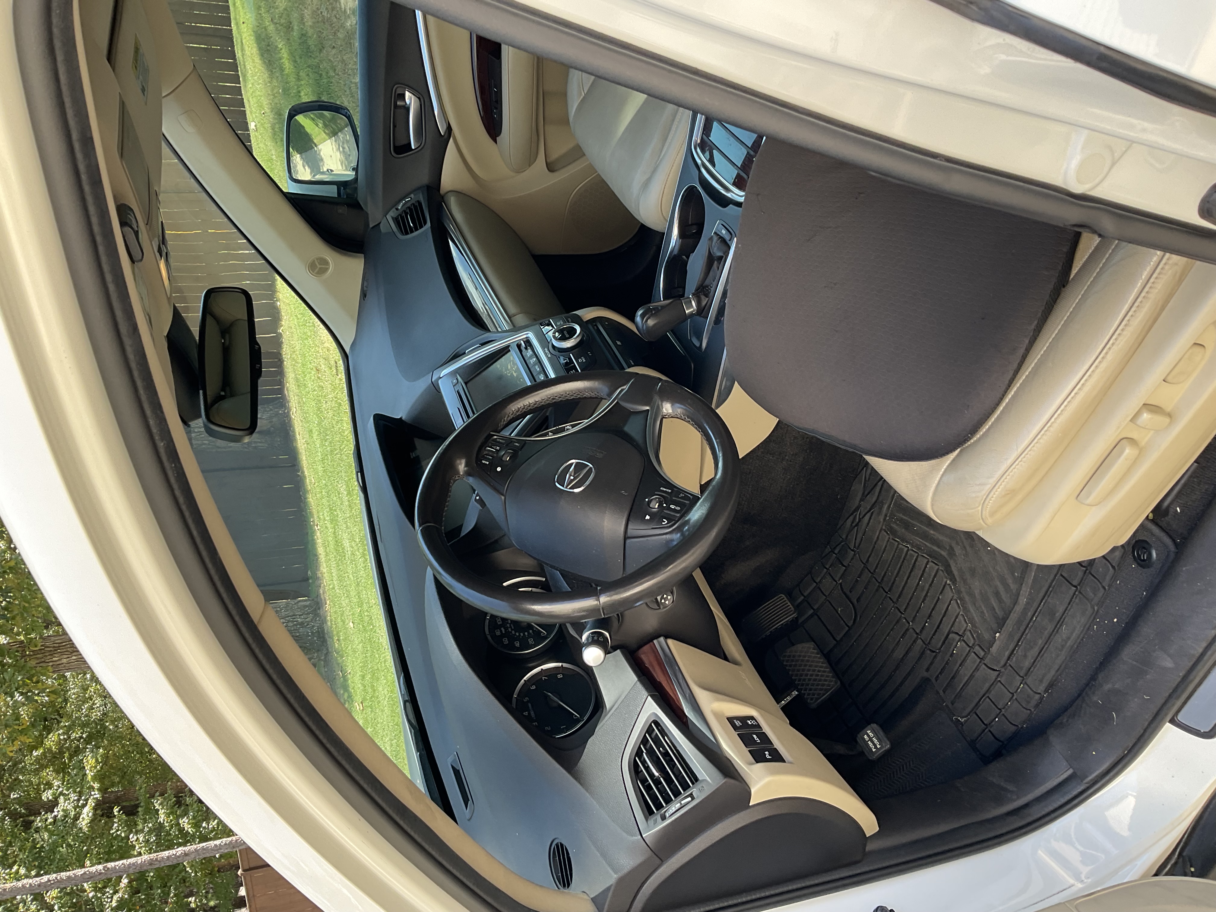 Used 2015 Acura MDX w/ Advance & Entertainment Pkg FWD image 8