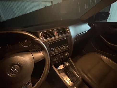 Used 2012 Volkswagen Jetta SE image 8