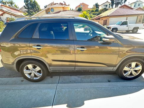 Used 2012 Kia Sorento EX image 6