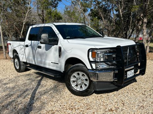Used 2020 Ford F250 XL w/ STX Appearance Package image 9