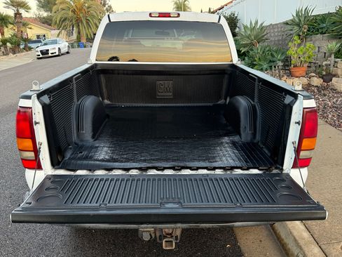 Used 2002 Chevrolet Silverado 2500 LS image 5
