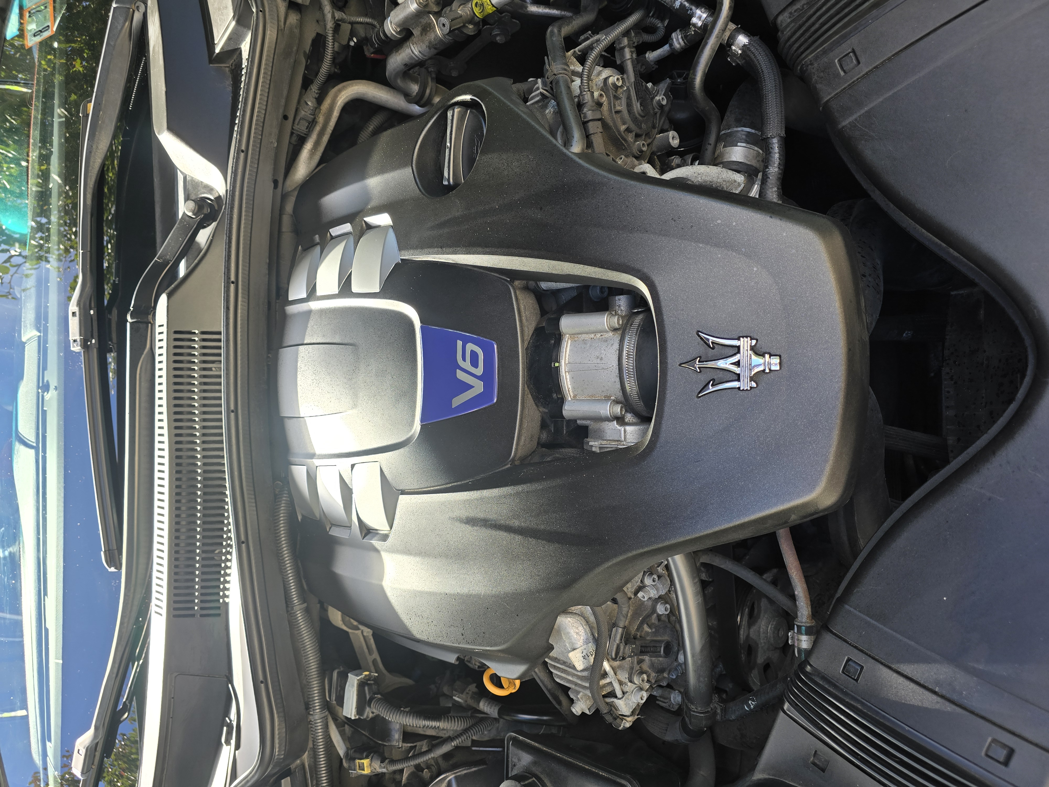 Used 2015 Maserati Ghibli S Q4 AWD/4WD image 14