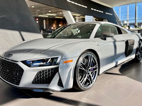 Used 2023 Audi R8 V10 performance image 9