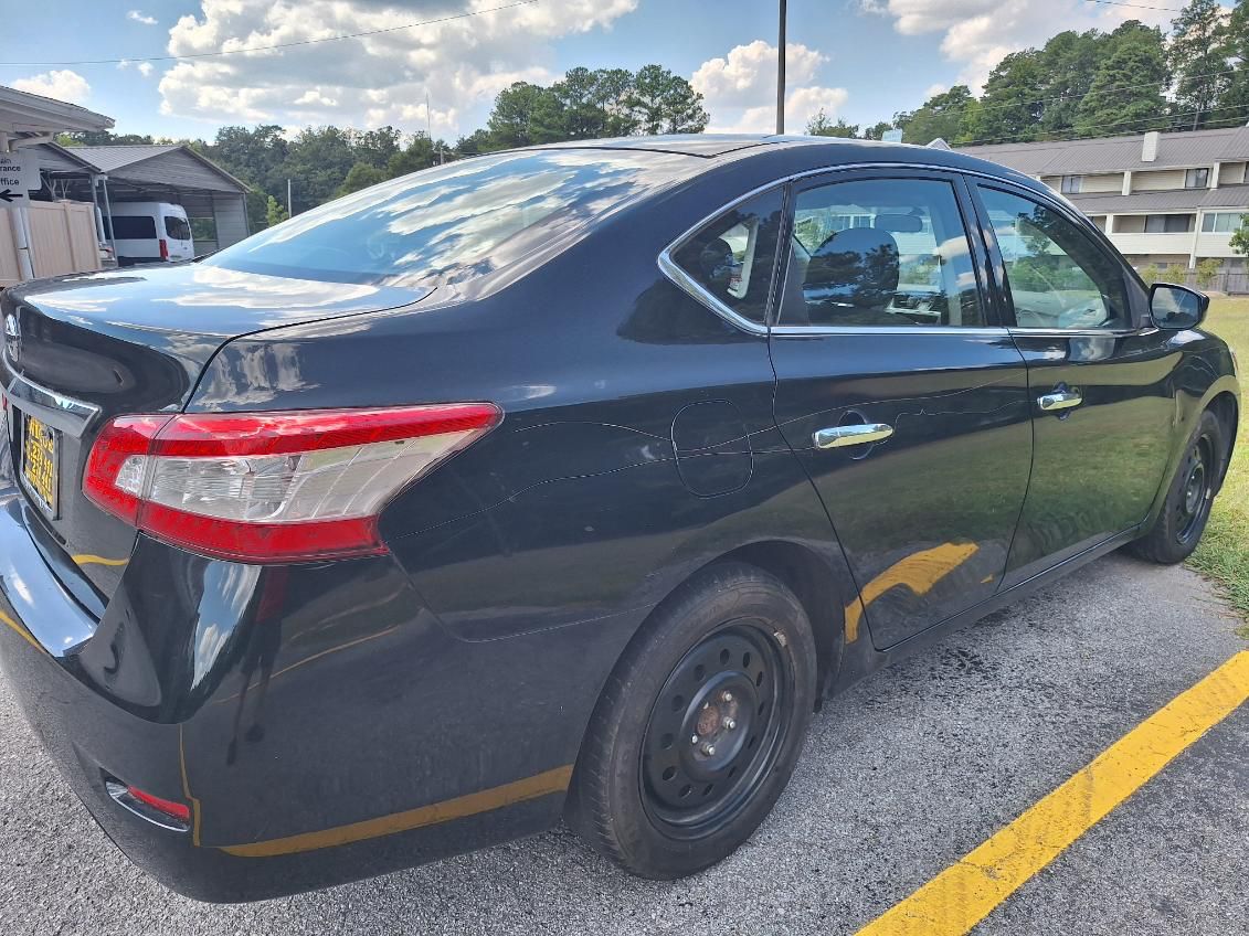 Used 2015 Nissan Sentra S FWD image 5