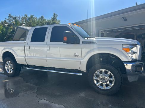 Used 2013 Ford F350 Lariat w/ Lariat Ultimate Pkg image 4