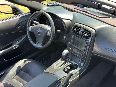 Used 2011 Chevrolet Corvette Grand Sport w/ Preferred Equipment Group RWD image 11