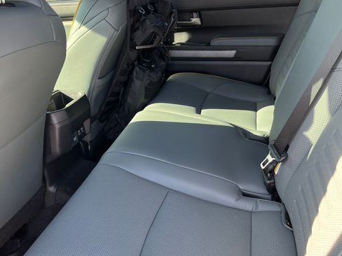 Used 2025 Toyota Tacoma 4x4 Double Cab Hybrid image 25