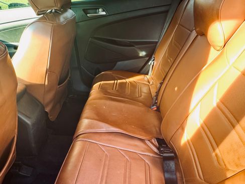 Used 2020 Hyundai Tucson SE image 10