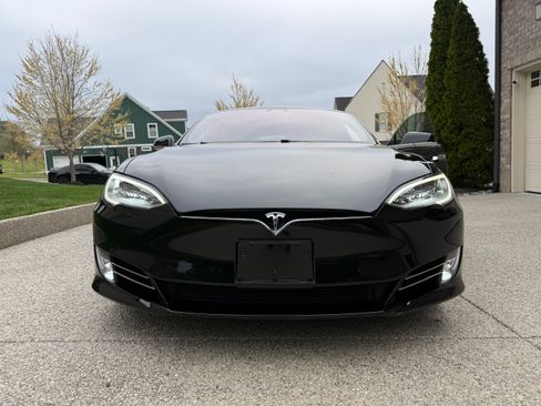 Used 2021 Tesla Model S Long Range Plus image 10