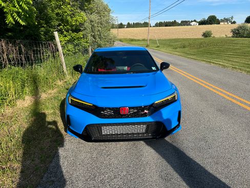 Used 2023 Honda Civic Type R image 5