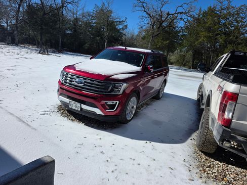 Used 2019 Ford Expedition Limited w/ Equipment Group 302A image 9