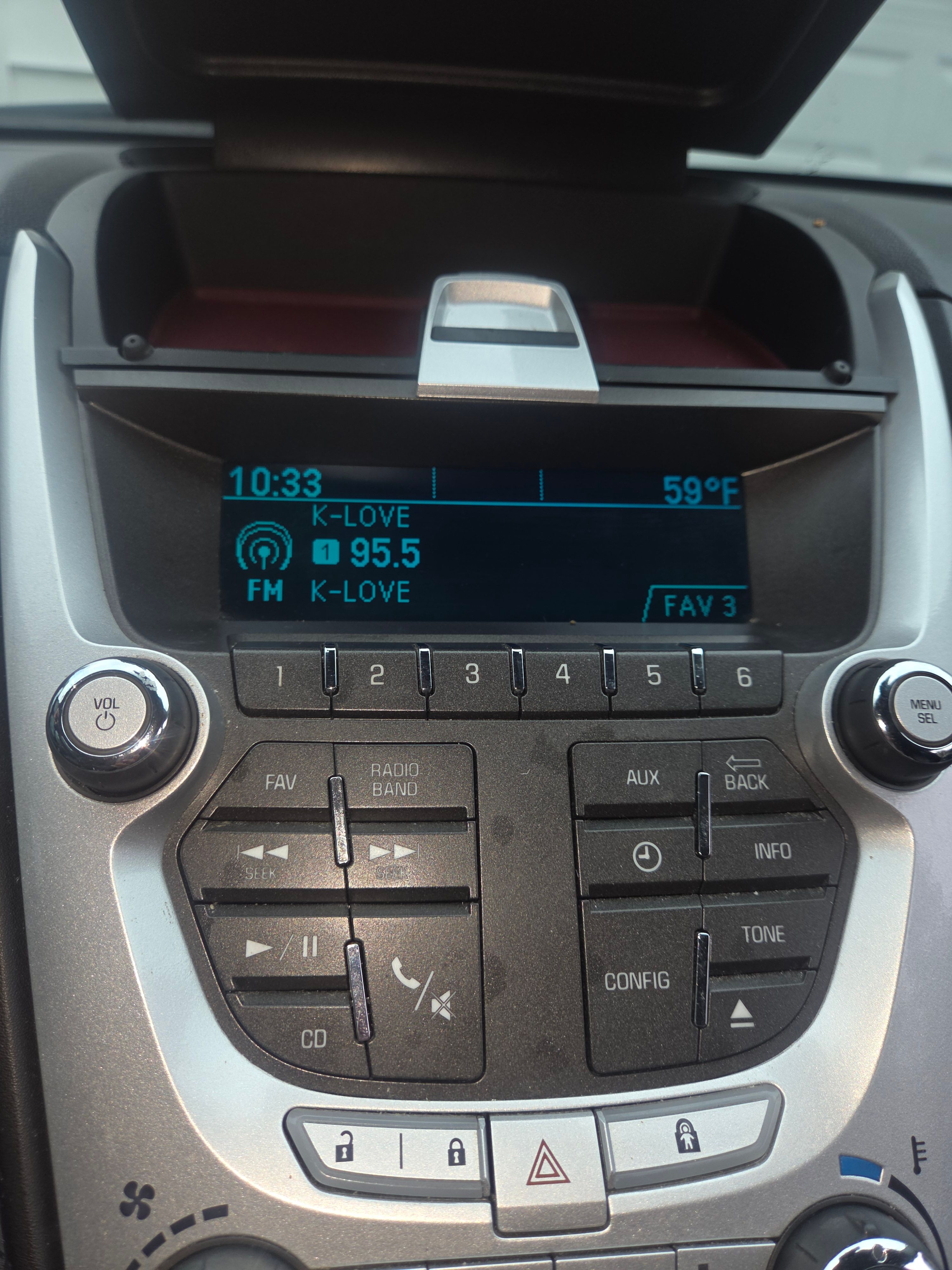 Used 2015 Chevrolet Equinox LS w/ LPO, Protection Package FWD image 6
