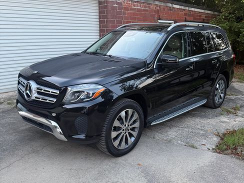 Used 2019 Mercedes-Benz GLS 450 4MATIC image 2