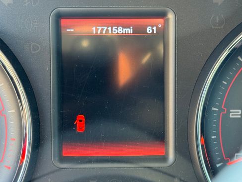 Used 2012 Dodge Charger SXT w/ Technology Group image 13