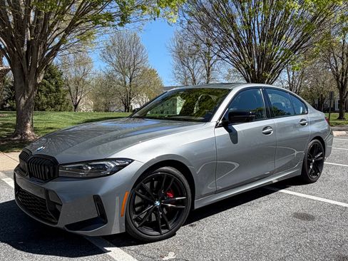 Used 2023 BMW 330i xDrive Sedan w/ M Sport Package image 1