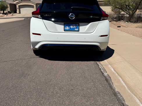 Used 2021 Nissan Leaf S w/ S Charge Package FWD image 4