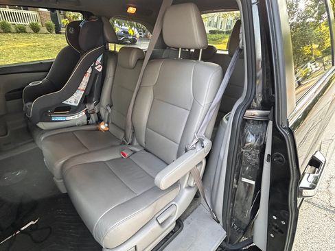 Used 2017 Honda Odyssey EX-L image 13