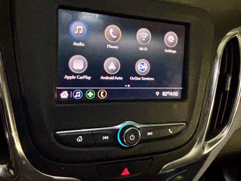 Used 2021 Chevrolet Equinox LT FWD image 9