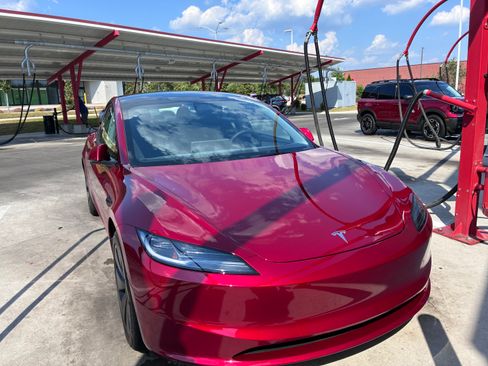 Used 2024 Tesla Model 3 Long Range RWD image 14