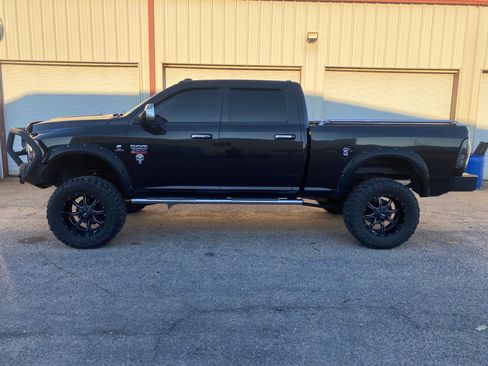 Used 2010 Dodge Ram 2500 Truck Laramie w/ Chrome Accents Group image 2