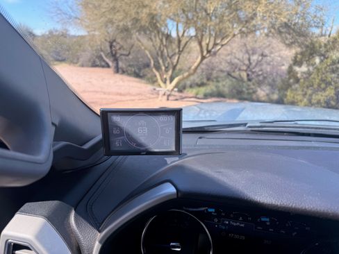 Used 2017 Ford F350 Lariat w/ Tow Technology Bundle image 11