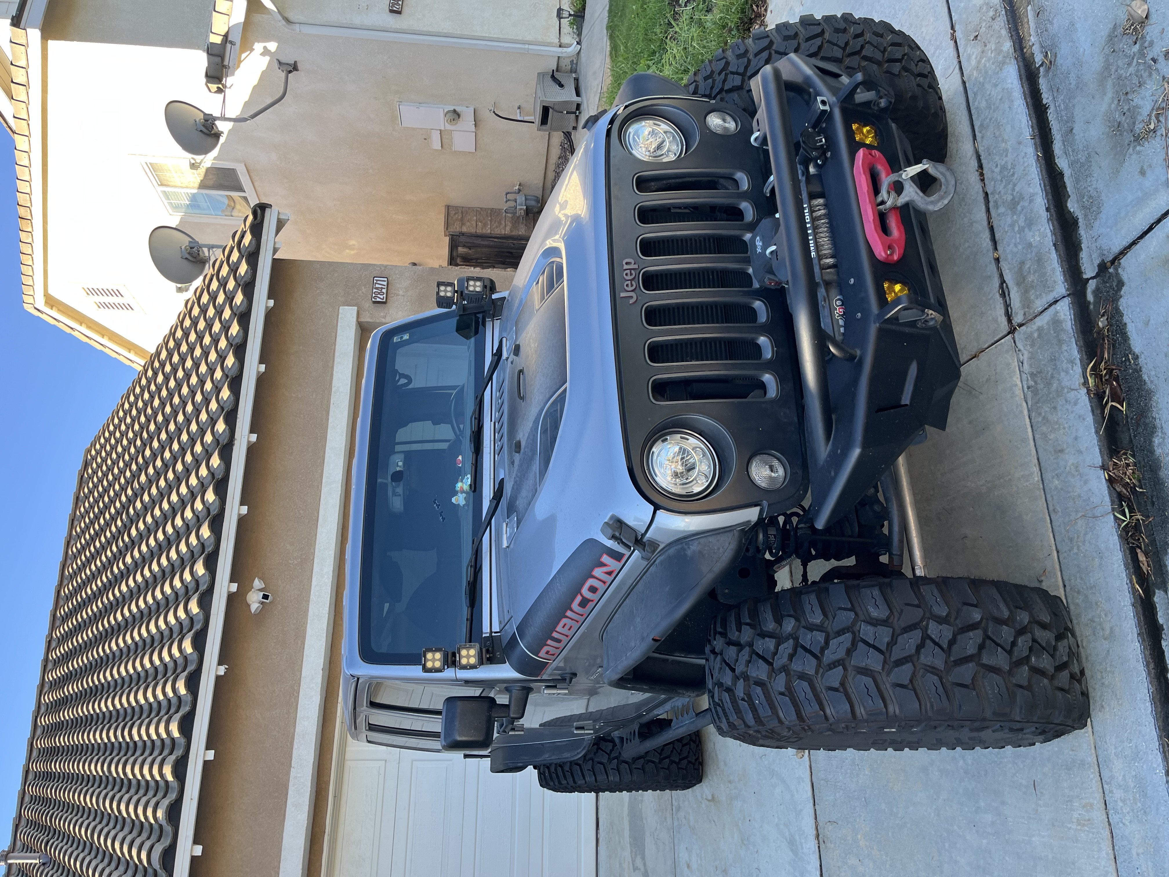 Used 2017 Jeep Wrangler Unlimited Rubicon AWD/4WD image 4