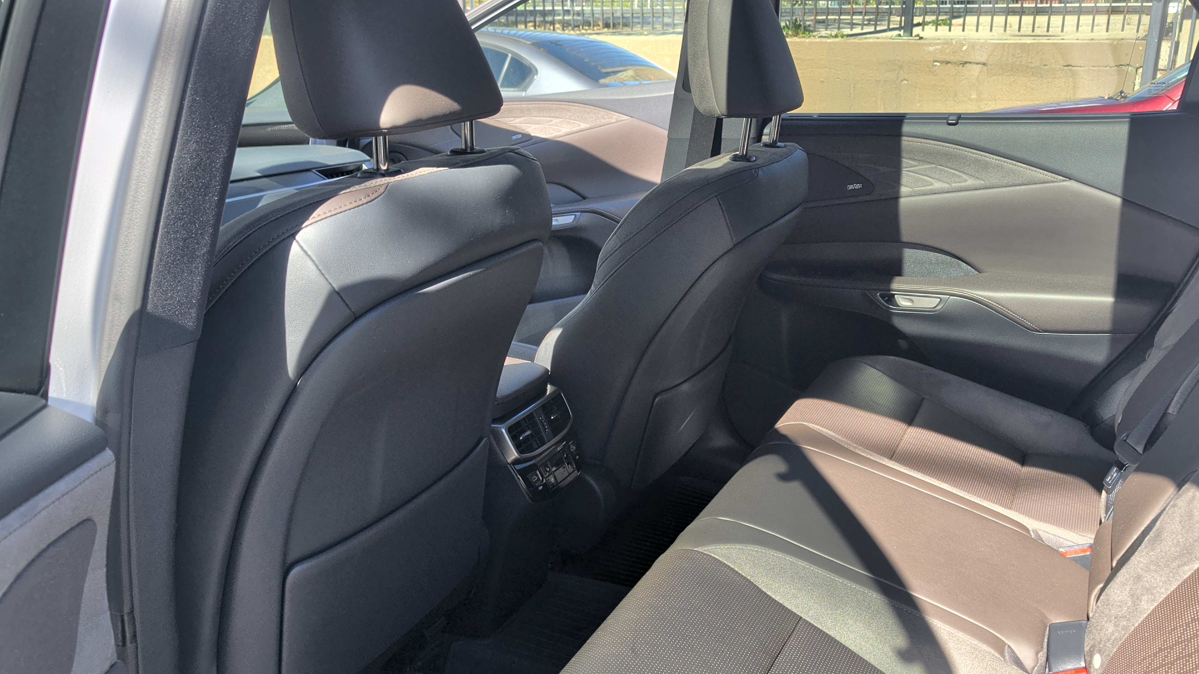 Used 2024 Lexus RX 350 AWD w/ Convenience Package image 15