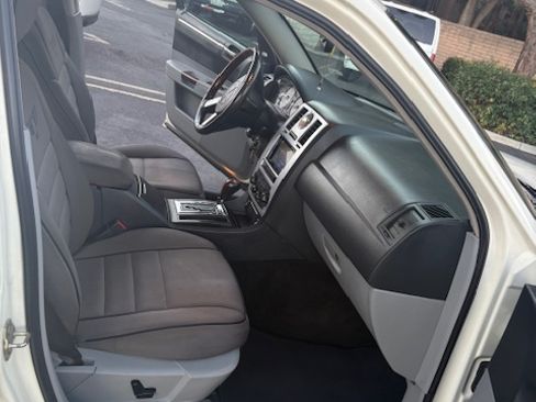 Used 2006 Chrysler 300 Touring image 5