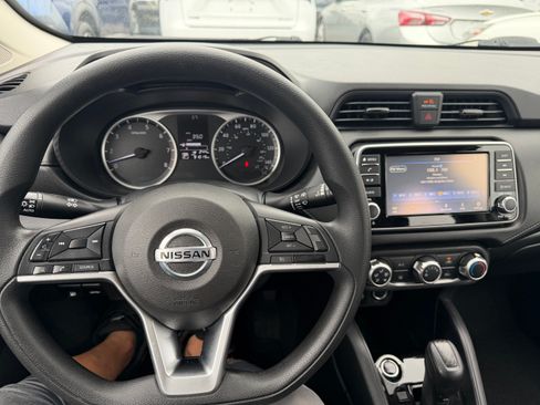 Used 2021 Nissan Versa S image 6