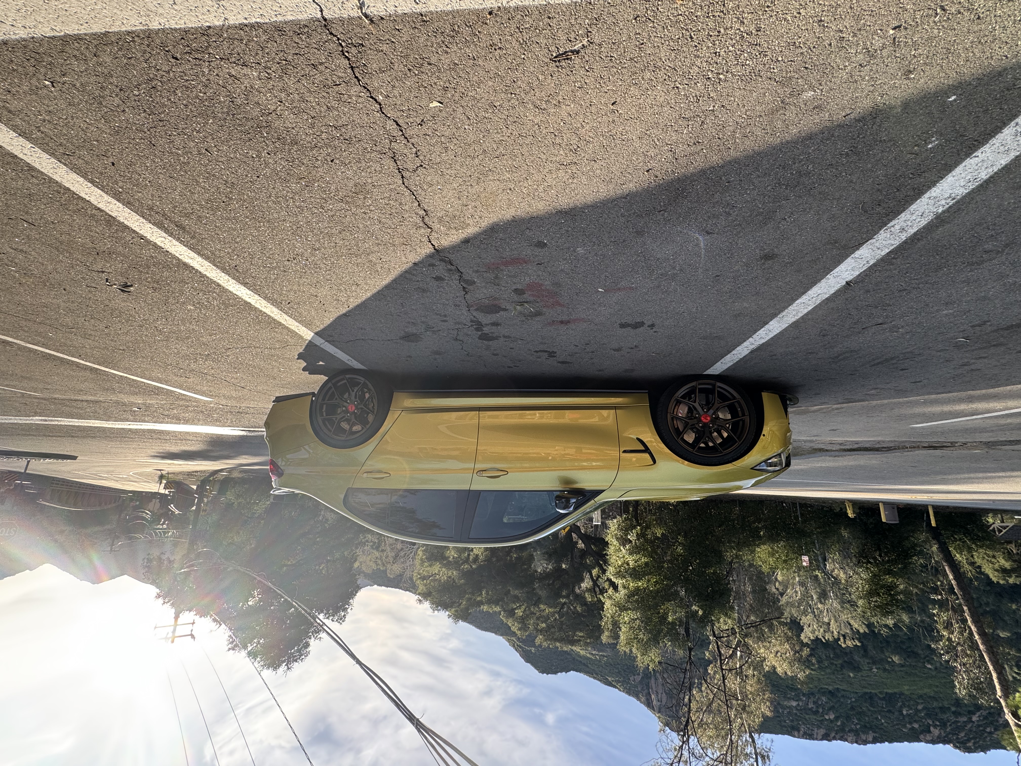 Used 2018 BMW M3 RWD image 4